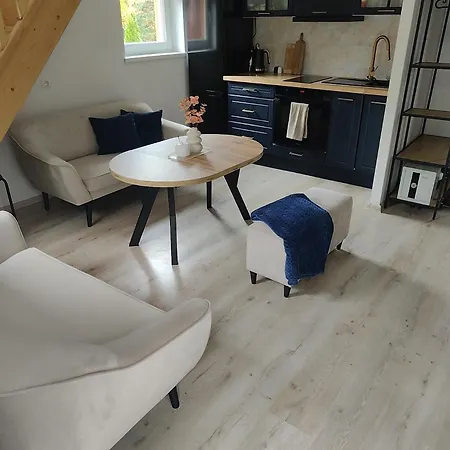 Jacuzzi Pod Chmurka بيت للعطل *